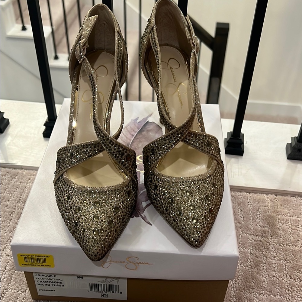 Jessica Simpson Women's Gold Heels